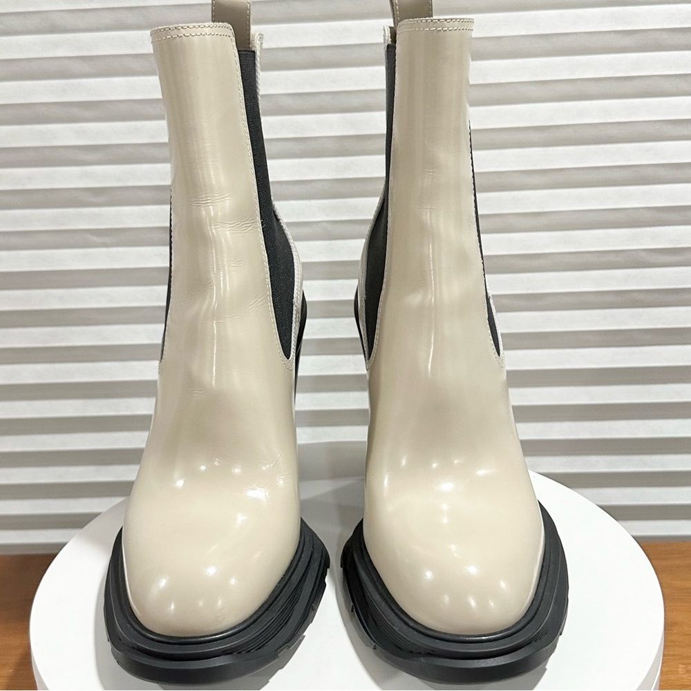 🌹ALEXANDER MCQUEEN🌹 Leather Chelsea Block-Heel Boots Size: 39 - Picture 4 of 14